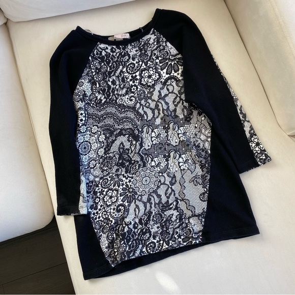 Forever 21 Sweaters - Floral sweater